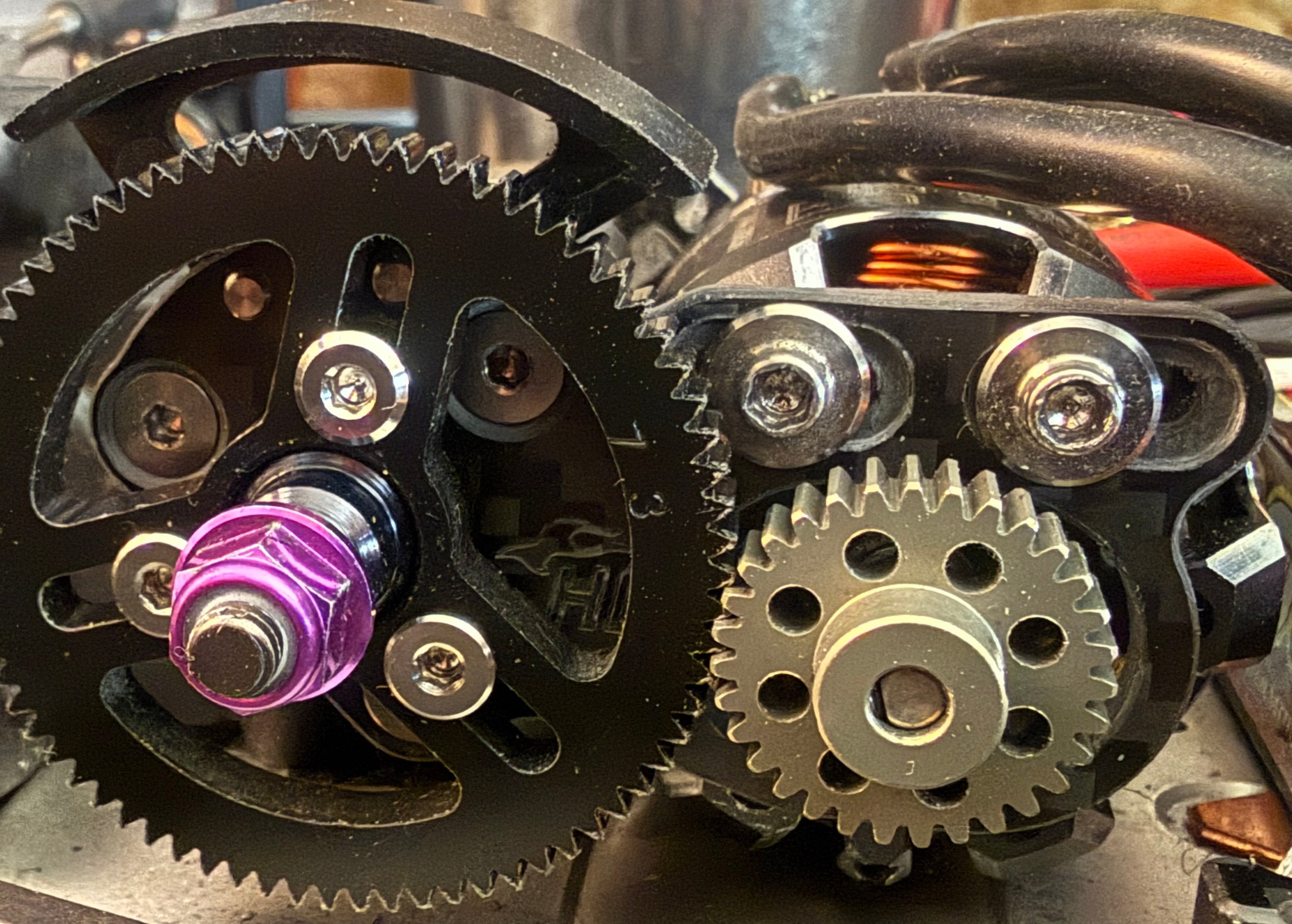 XB2 ‘24-‘26 Carbon Fiber Motor Plate